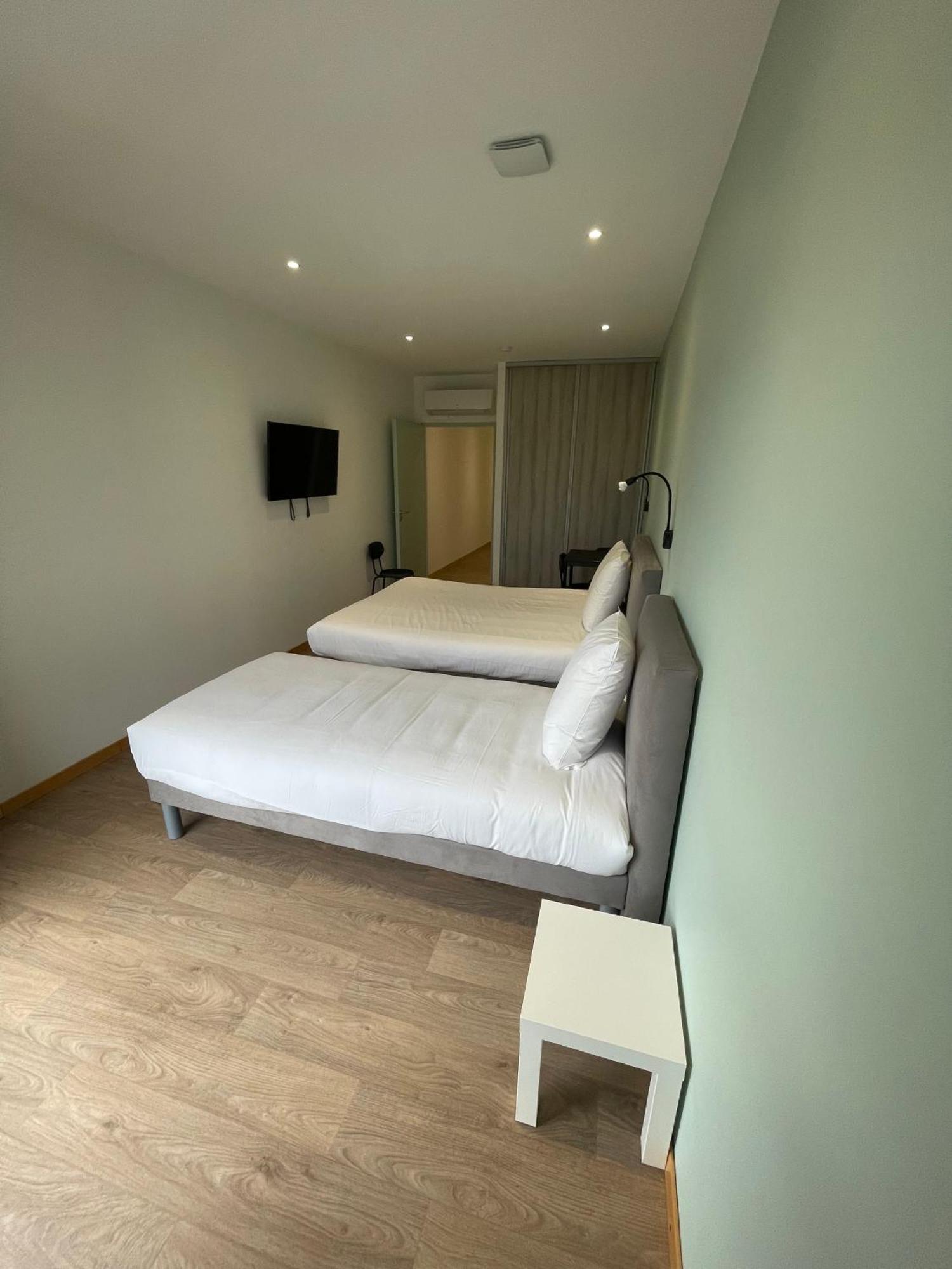 Le Salvador - Appart'Hotel De 18M2 A 44M2 La Talaudiere Екстер'єр фото