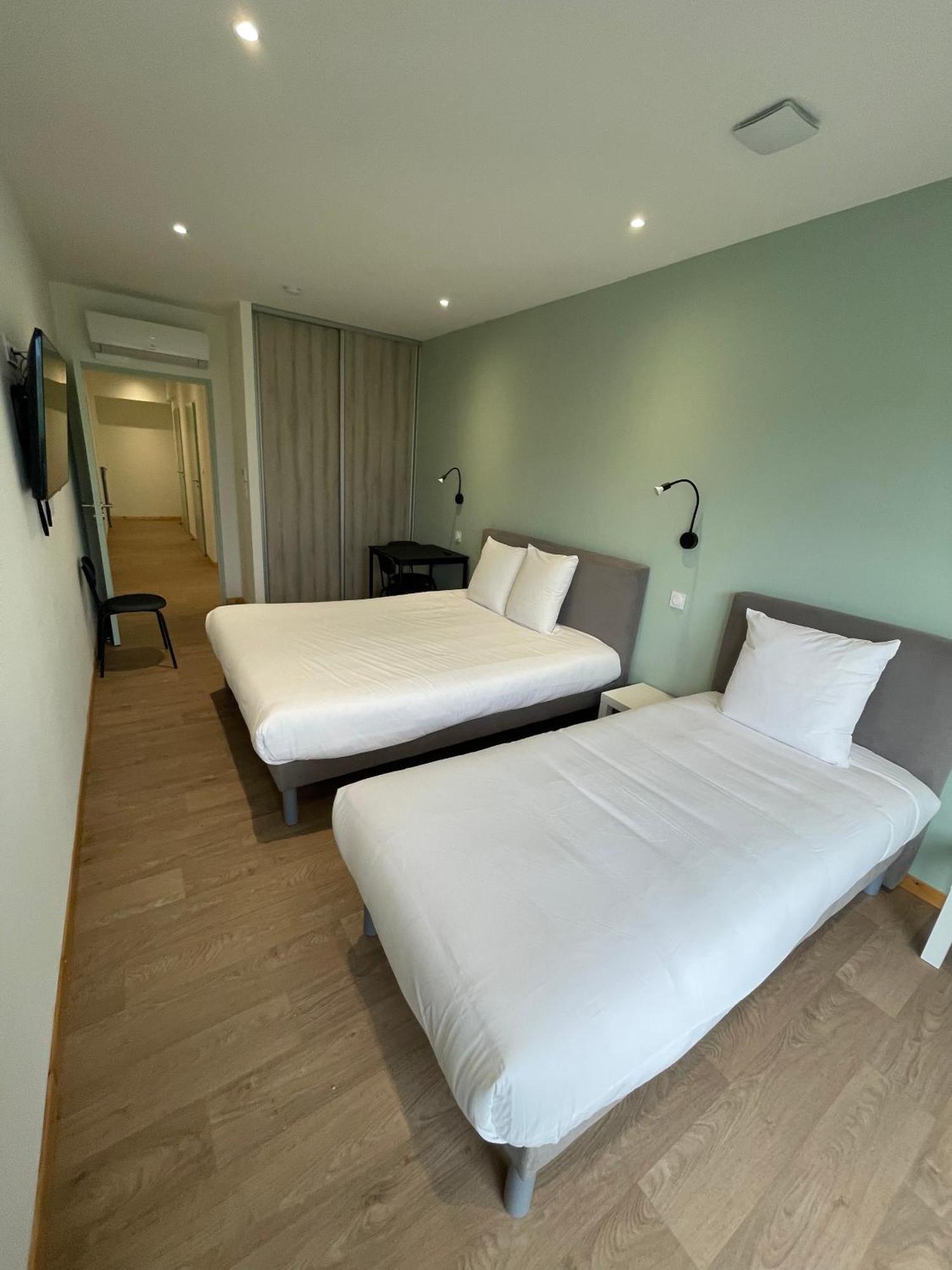 Le Salvador - Appart'Hotel De 18M2 A 44M2 La Talaudiere Екстер'єр фото